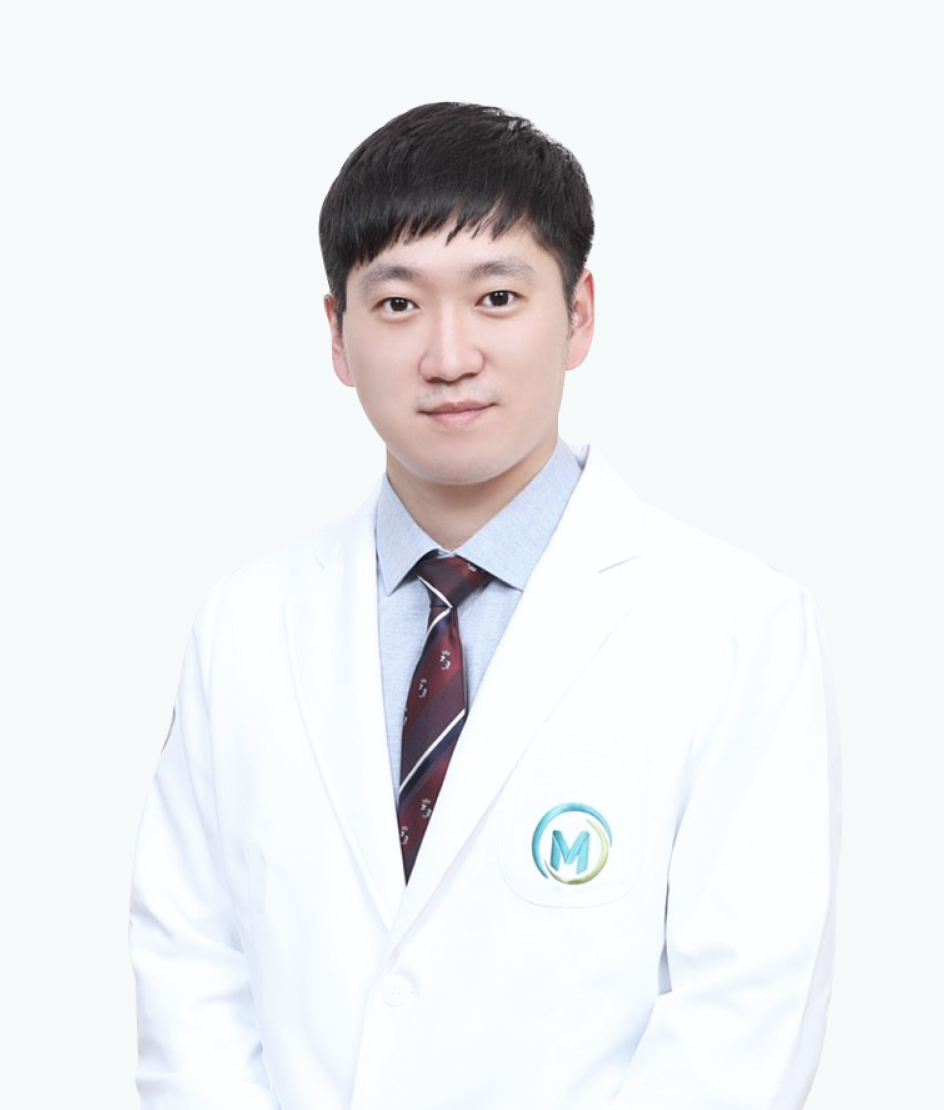 김창은